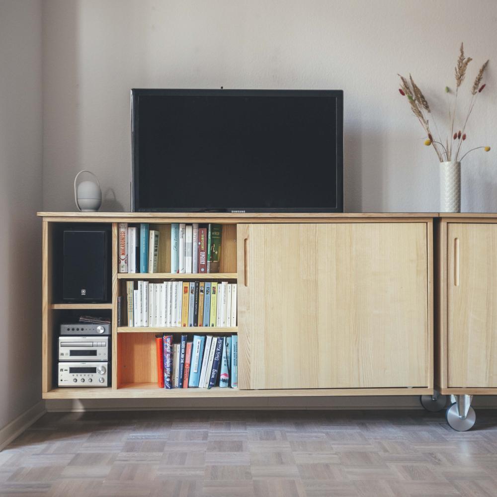 Esche Sideboard